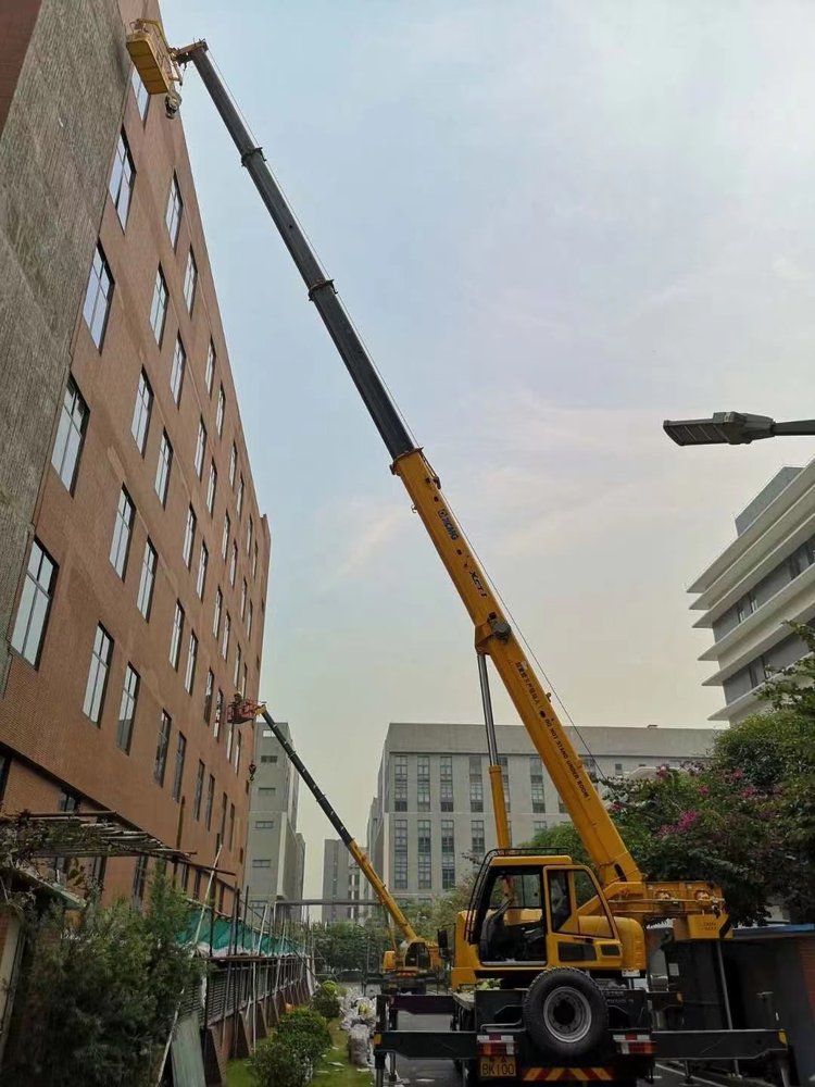 上高县汽车吊出租哪家好，选择最靠谱的服务商指南