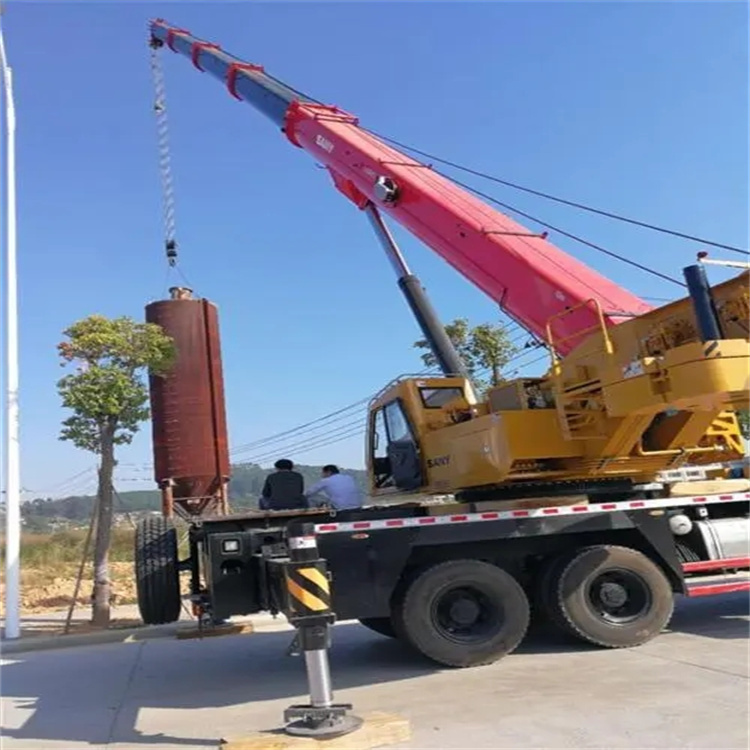 上高县专业吊车租赁多少钱