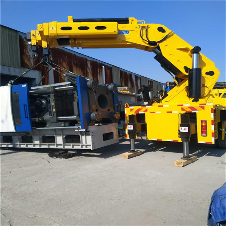 上高县 大吨位折臂吊出租费用解析：一小时租赁多少钱