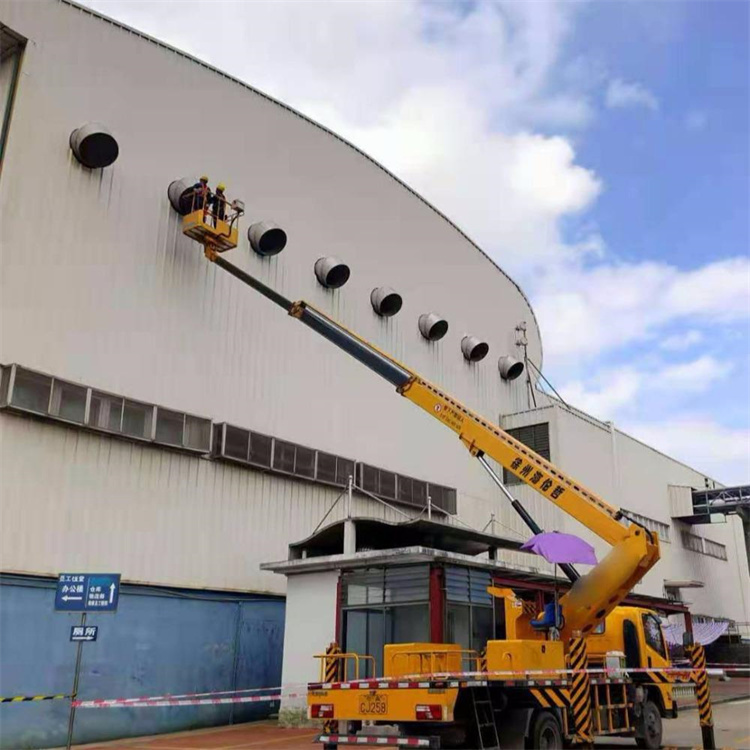 上高县高空作业车出租服务：专业广告牌安装解决方案