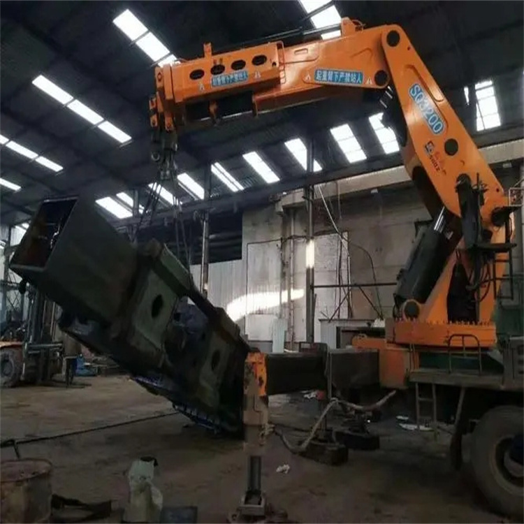 上高县200吨折臂吊出租