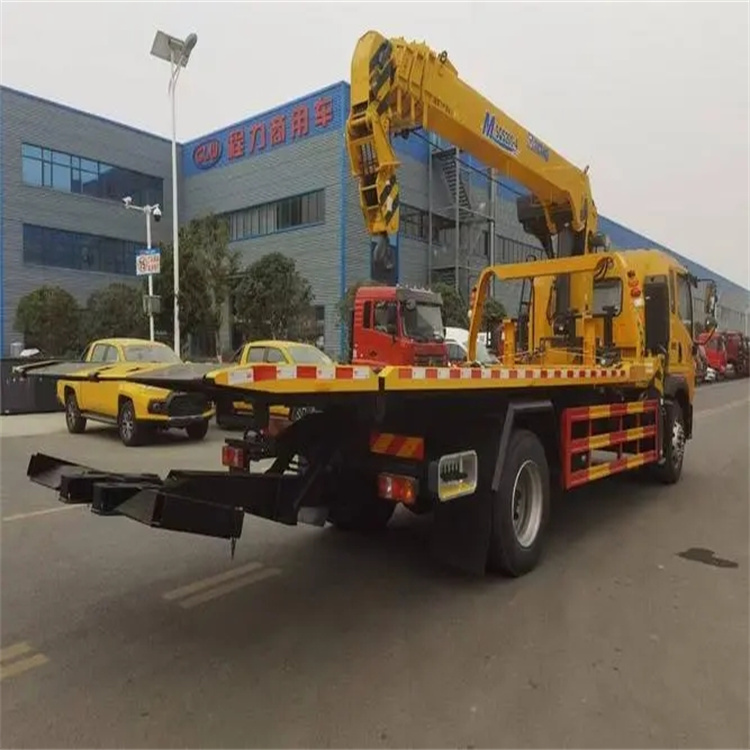 上高县附近小随车吊出租电话，轻松解决搬运烦恼